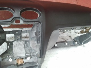 ремонт верхнего бардачка форд фокус 2